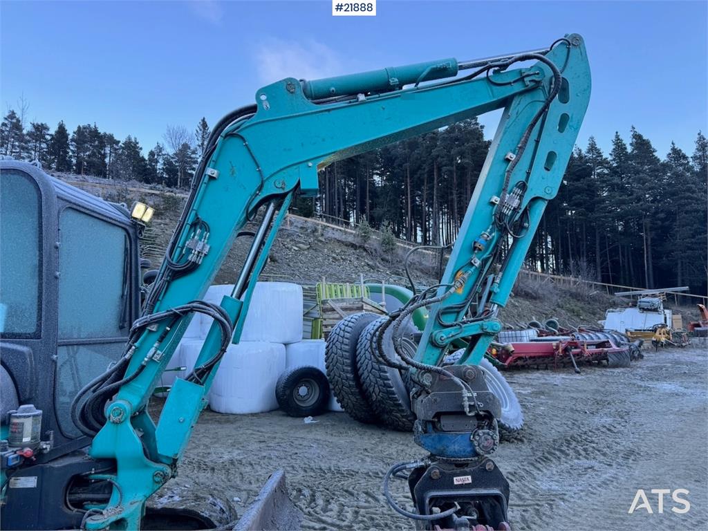 Kobelco SK55SRX-6 with Rototilt and 3 buckets. 2330 hours! 2018 21888 SK55SRX-6 with Rototilt and 3 buckets. 2330 hours! 2...