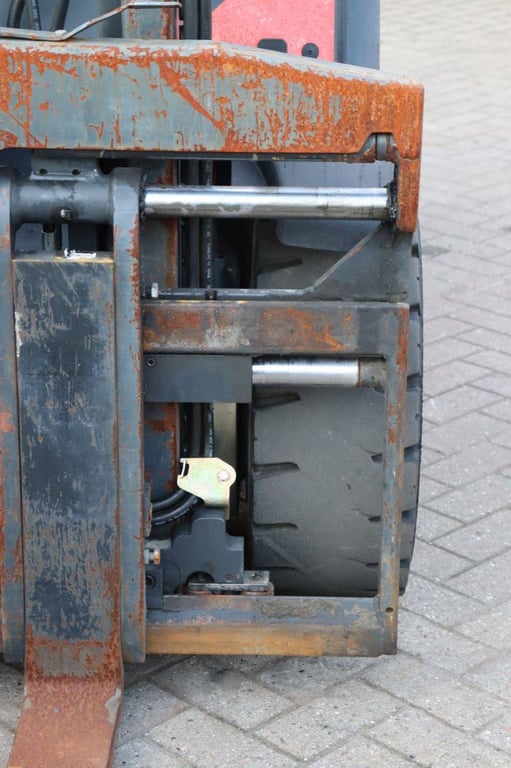 Forklift Linde H30D-02 Diesel 3000kg 2013 2013 Fenwick-Linde H30D-02 2013 1 Forklift image 12