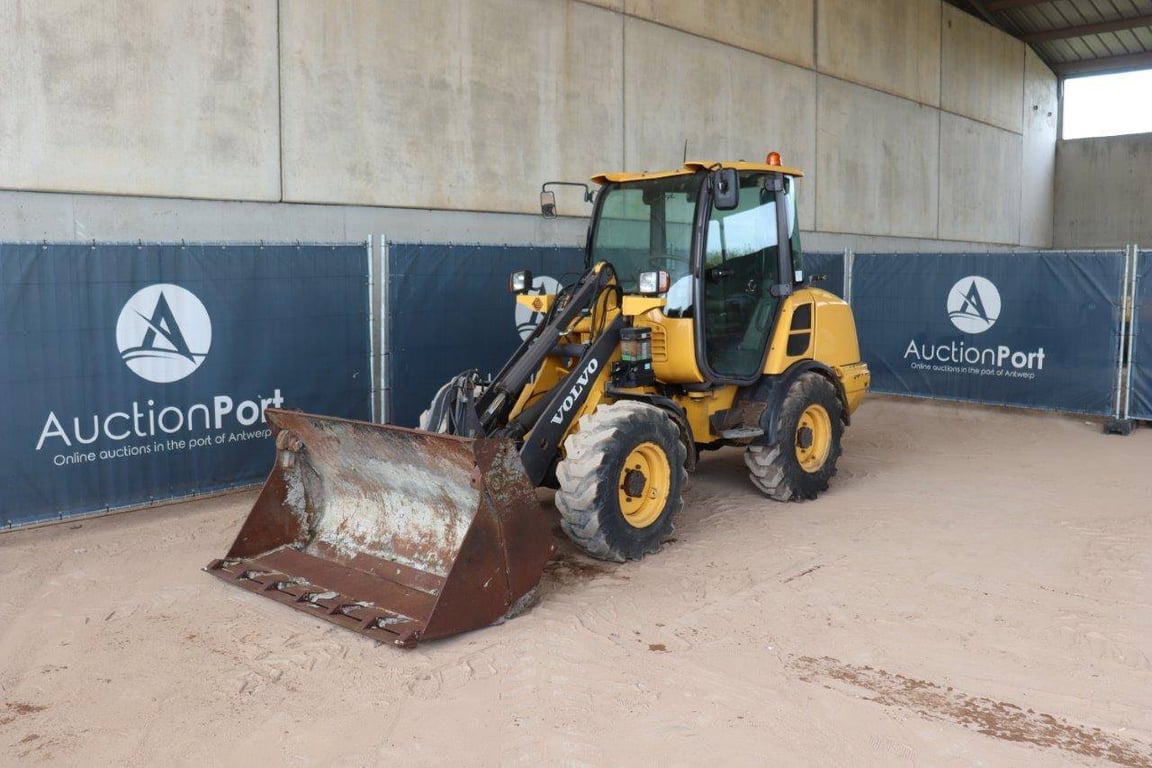 Wheel loader Volvo L25F-P Diesel 58 hp 2010 2010 L25F-P 2010 1 image 8
