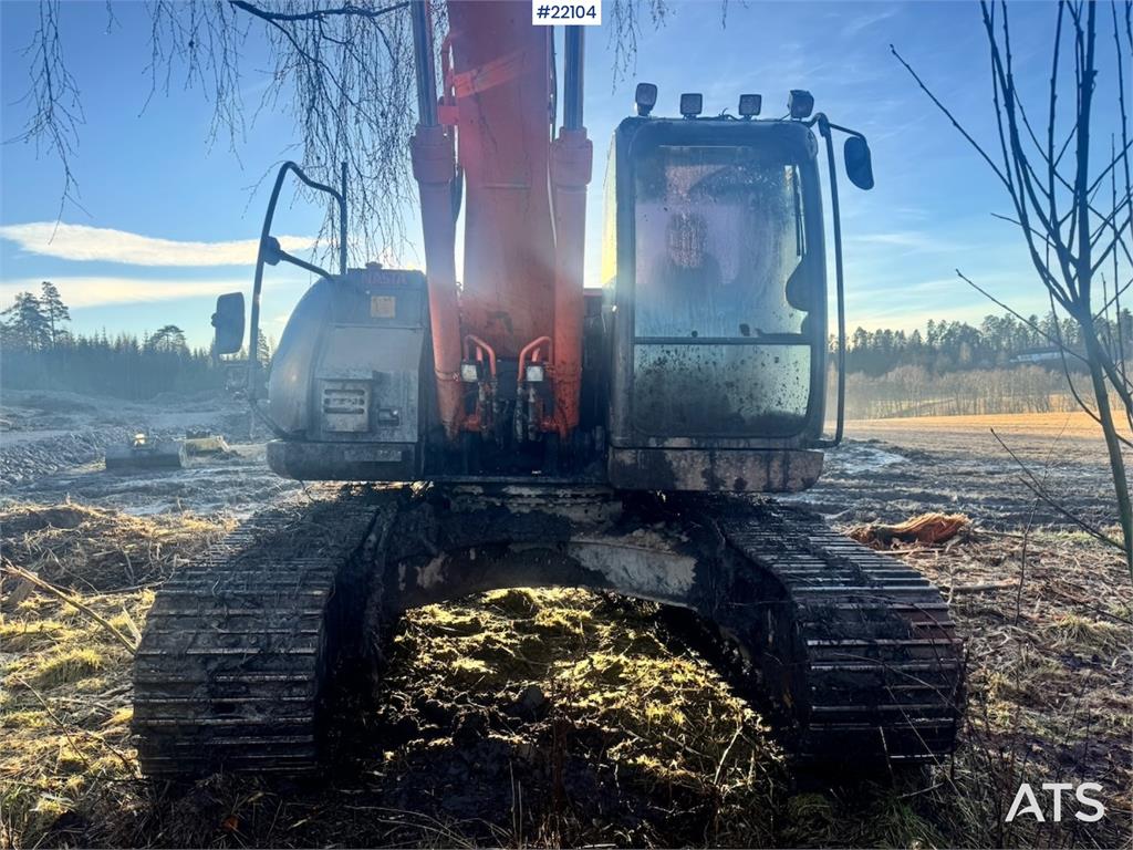 Hitachi ZX225USRLC-3 crawler excavator with rototilt and 2 2012 22104 ZX225USRLC-3 crawler excavator with rototilt and 2 2...