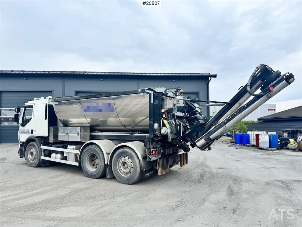 Volvo FE320 6x2 Asphalt Spreader. 68,000 km! 2018 20807 FE320 6x2 Asphalt Spreader. 68,000 km! 2018 1 Tipper trucks image 4