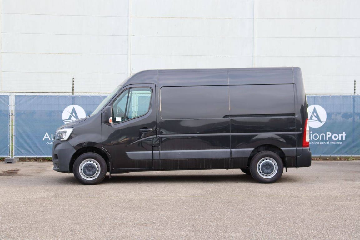 Renault Master Diesel 2021 Van 2021 Renault Master 2021 1 image 2