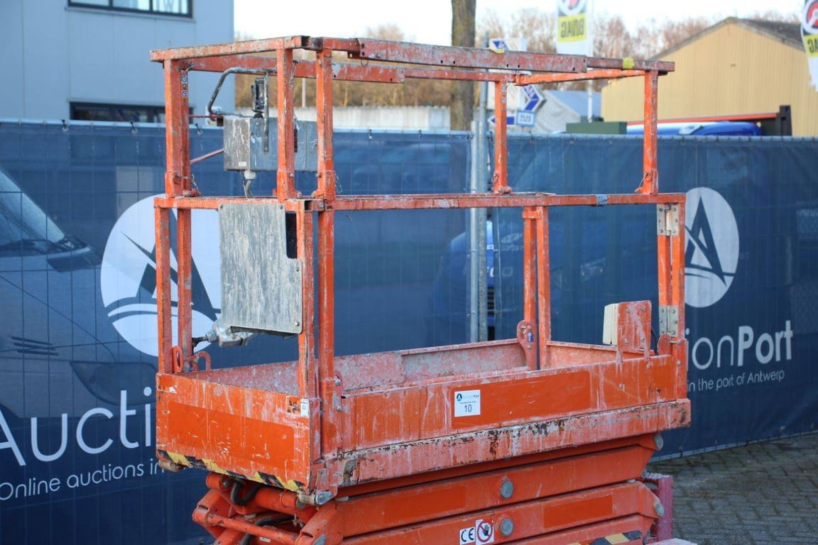 Scissor Lift Skyjack Electric 1 Scissor Lifts image 10