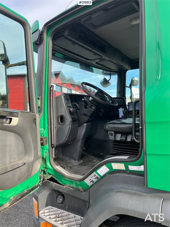 Scania P280 1-compartment gas-powered waste collection tr 2015 21983 P280 1-compartment gas-powered waste collection tr 20...