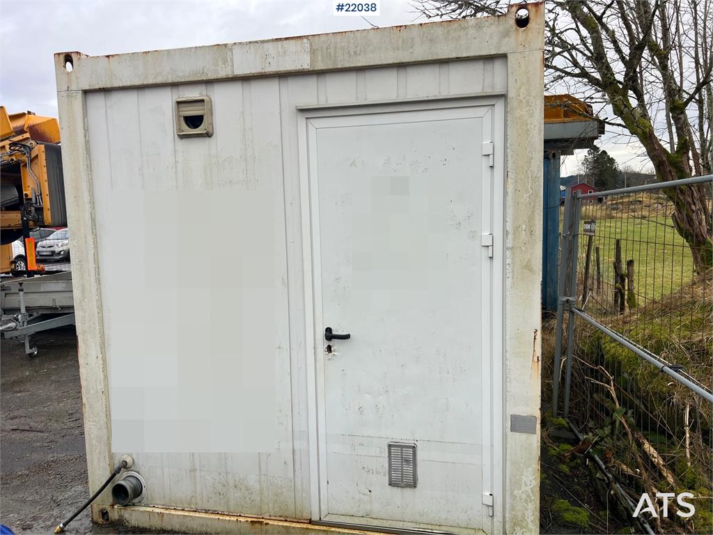 20 fot container m/ wc, dusj, vask, varmtvannsbere 2000 22038 20 fot container m/ wc, dusj, vask, varmtvannsbere 2000 1 im...