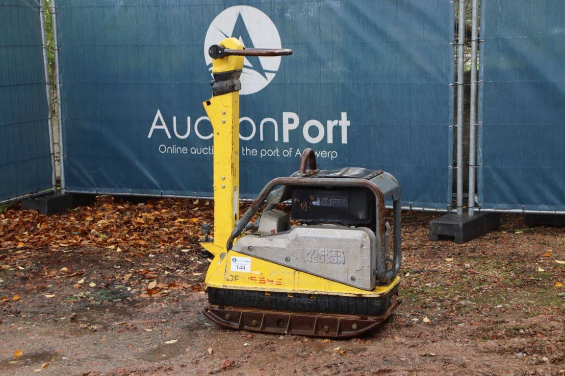 Wacker Neuson DPU5545 Diesel Vibrating Plate Neuson DPU5545 1 image 2