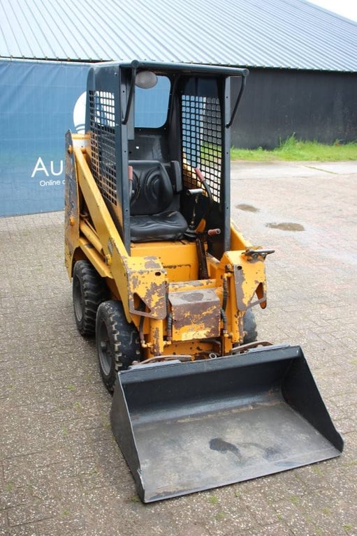 Skid steer loader Gehl Mustang BV SL2012 Diesel 2008 2008 SL2012 2008 1 image 6