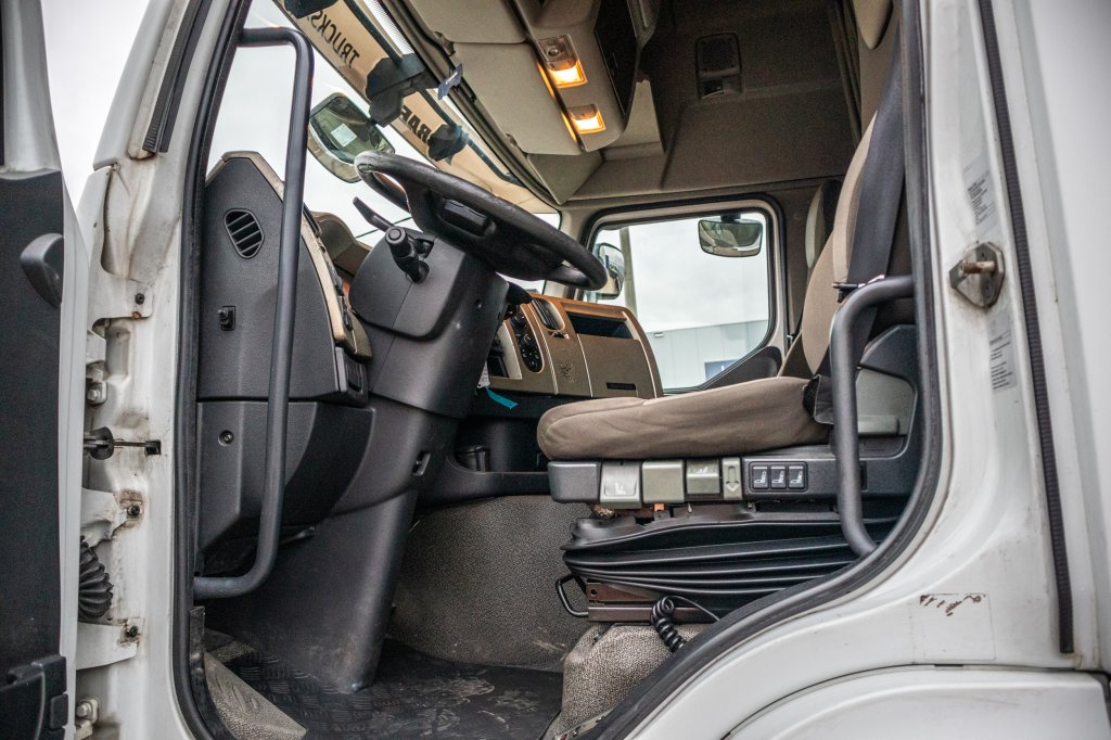 RENAULT PREMIUM 430DXI-6X2-(+remorque=3.500€) 2010 E60821 Renault PREMIUM 430DXI-6X2-(+remorque=3.500€) 2010 1 image 6