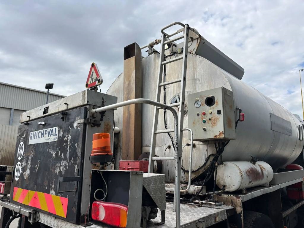 Renault Rincheval - 9.000 Liter 2000 207865 Renault Rincheval - 9.000 Liter 2000 1 image 13