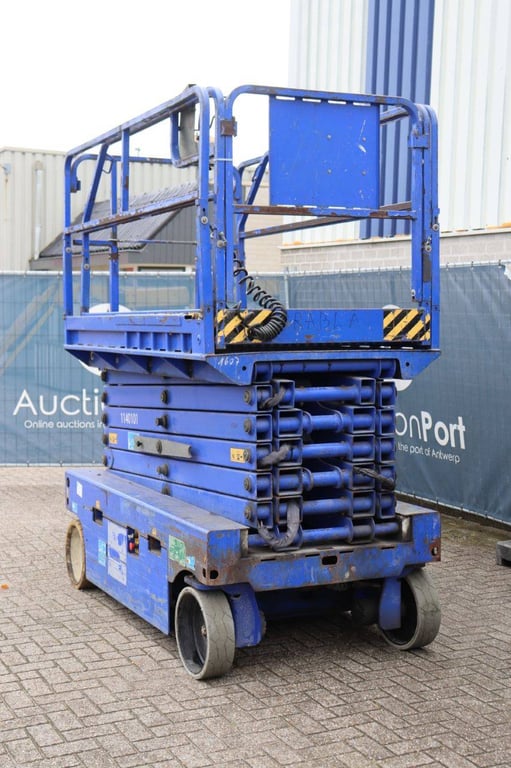 Scissor lift Airo XS7E Electric 8.0m 2012 2012 AIRO X14EV 2012 1 Scissor Lifts image 4
