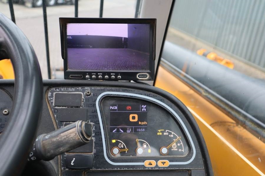 JCB 535-125 Diesel, 4x4x4 Drive, 12.5m Lifting Height, 2016 JCB - 535-125 - 90399 535-125 Diesel, 4x4x4 Drive, 12.5m Lifti...