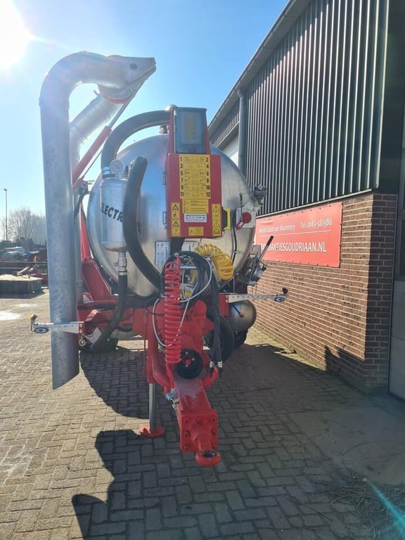 Vaia waterwagen MB 100 2024 9709 Vaia waterwagen MB 100 2024 0 image 6