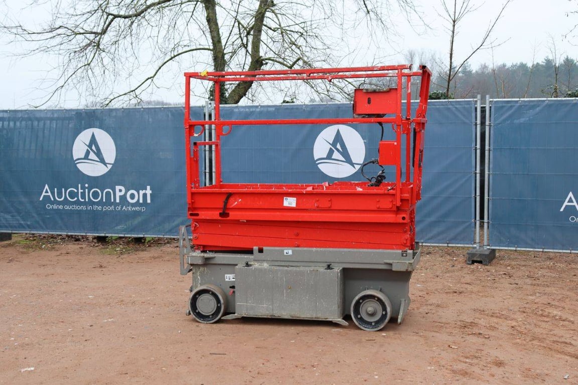 JLG 6RS Electric Scissor Lift 7.8m 2014 2014 6RS 2014 1 Scissor Lifts image 3