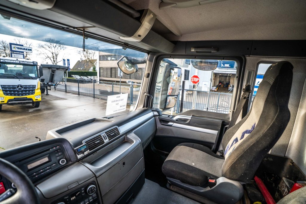 MAN TGS 33.440 BLS+ Big Axles+Manual+HYDR. 2012 E65140 TGS 33.440 BLS+ Big Axles+Manual+HYDR. 2012 1 image 12