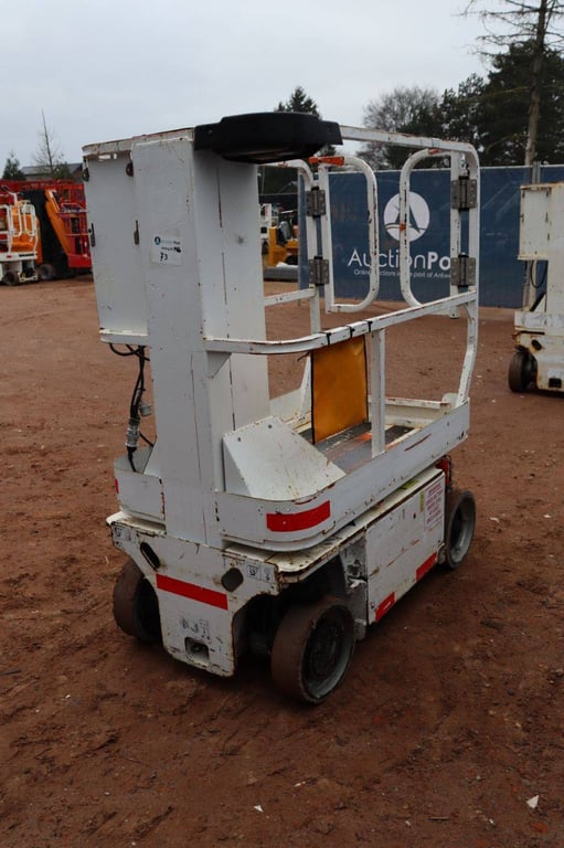 JLG 1230ES Electric Mast Lift 5.66m 2014 2014 1230ES 2014 1 image 5