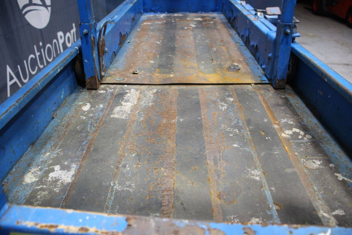 Scissor Lift Genie Electric 9.8m 1 Scissor Lifts image 12