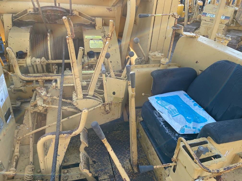 CAT 572 G 1977 3886 572 G 1977 1 image 11