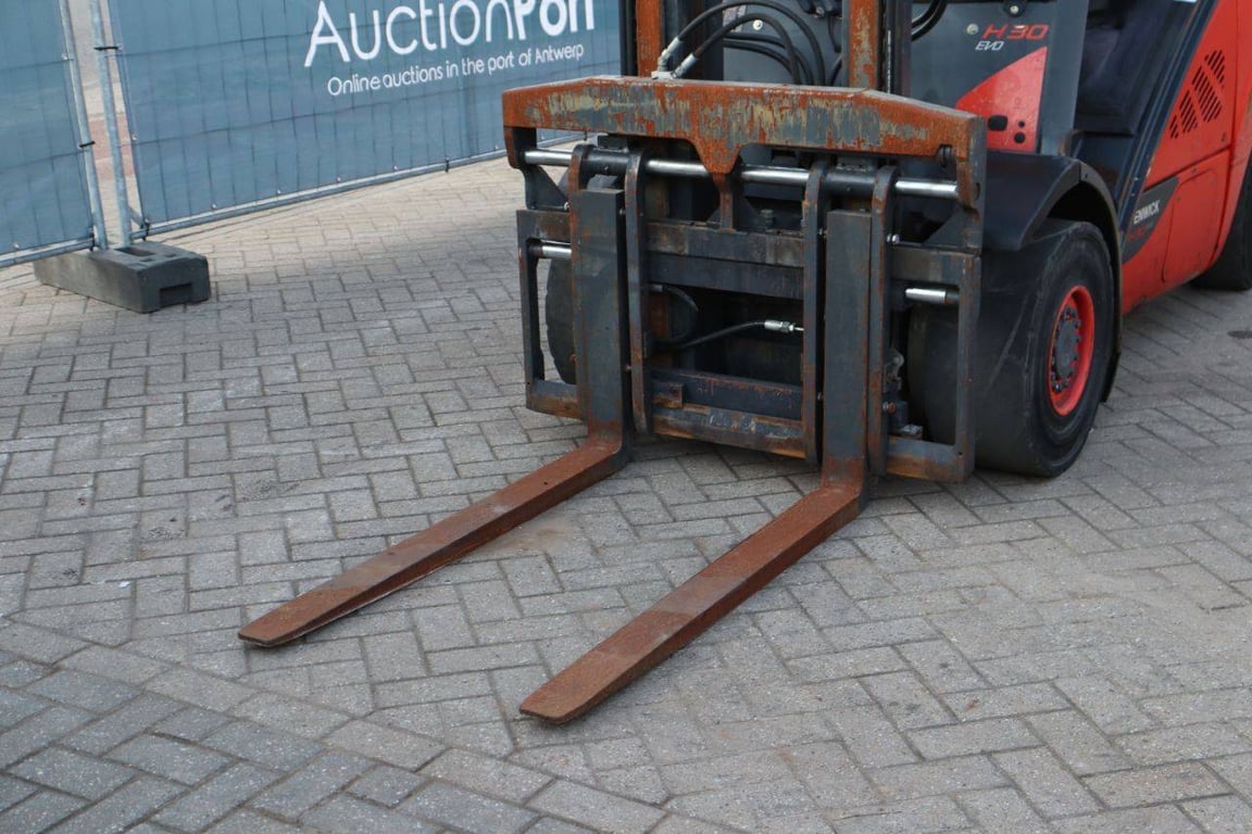 Forklift Linde H30D-02 Diesel 3000kg 2014 2014 H30D-02 2014 1 Forklift image 13