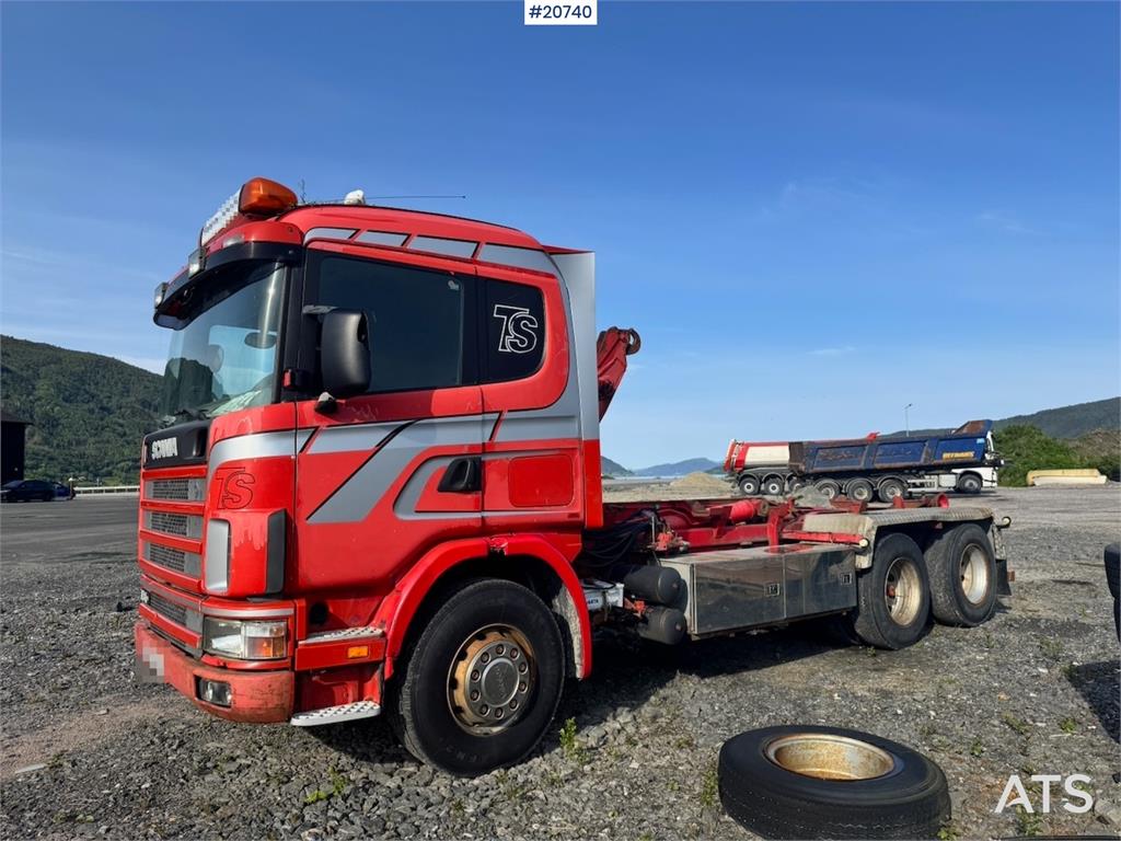 Scania R124 Hook truck. Partial Rep. object. 1997 20740 R124 Hook truck. Partial Rep. object. 1997 1 image 6