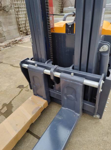 Stacker Nycheki EW15 Electric 2000kg 5.5m New Nycheki EW15 0 image 14