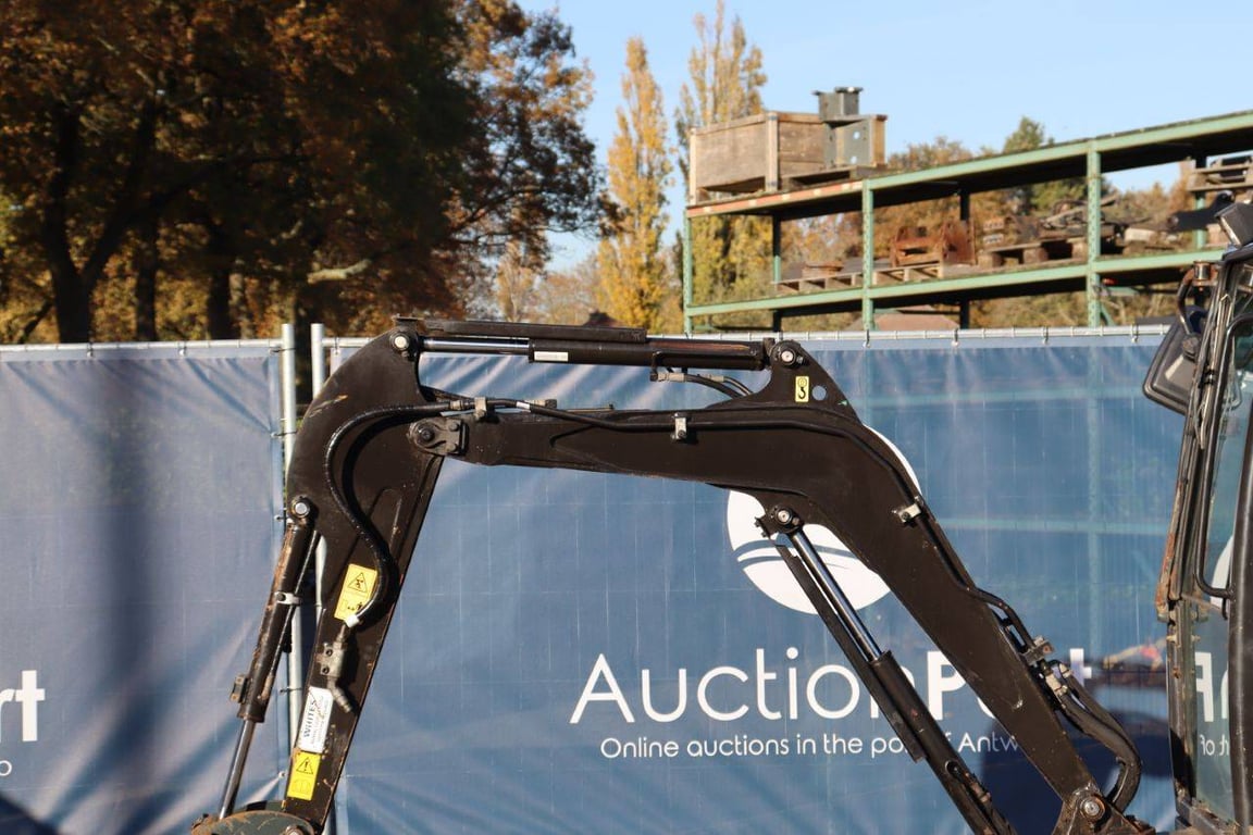 Mini excavator Hyundai Robex R18-9AK Diesel 2022 2022 Robex R18-9AK 2022 1 image 12
