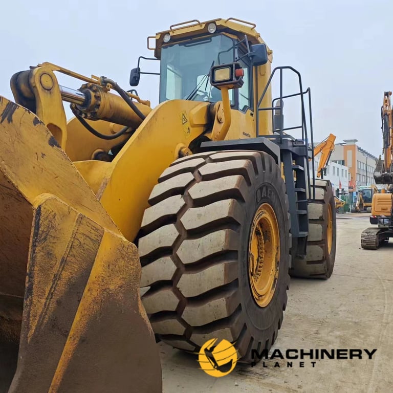 WA600-3 KOMATSU GOOD QUALITY HOT SALE WA600-3 2018 1 Wheel Loaders image 5