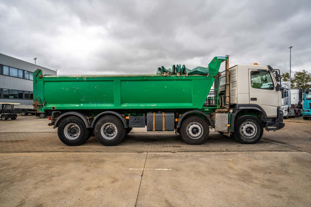 VOLVO FMX 420 -8x4 (+MIXER) 2011 E64137 FMX 420 -8x4 (+MIXER) 2011 1 image 3
