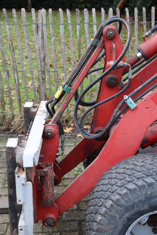 Articulated loader Fuchs F853H Diesel 21kW 2004 2004 Fuchs F853H 2004 1 image 12