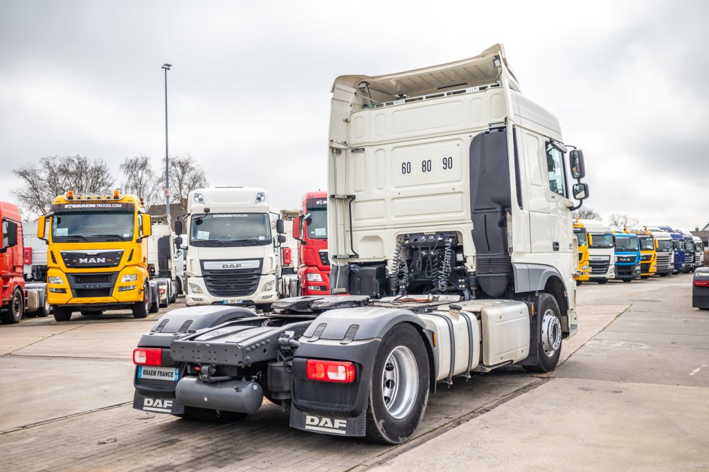 DAF XF 510 +Intarder+50Ton. 2017 E61590 DAF XF 510 +Intarder+50Ton. 2017 1 image 3