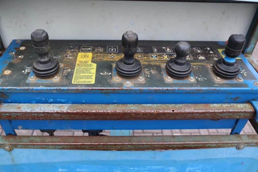 Genie Z135/70 Diesel, 4x4x4 Drive, 43m Lifting Height, 2 2006 GENIE - Z135/70 - 90348 Z135/70 Diesel, 4x4x4 Drive, 43m Lif...