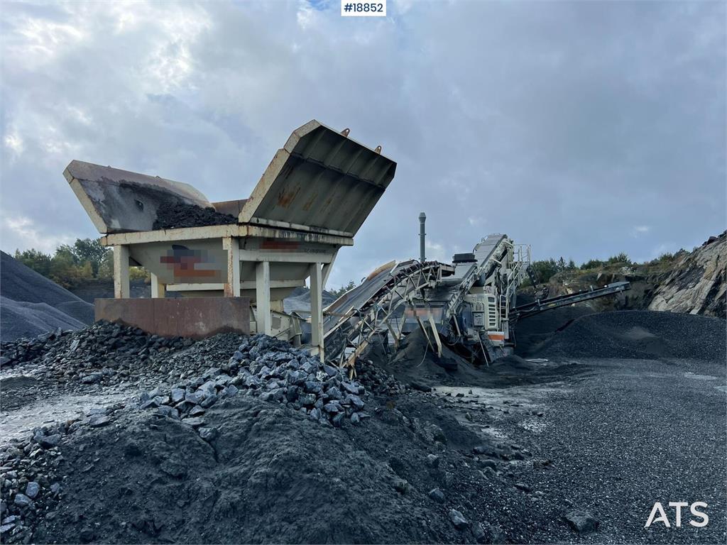 Metso Lokotrack LT220D crusher w/ screen, box and belt 2019 18852 Lokotrack LT220D crusher w/ screen, box and belt 2019 1 ...
