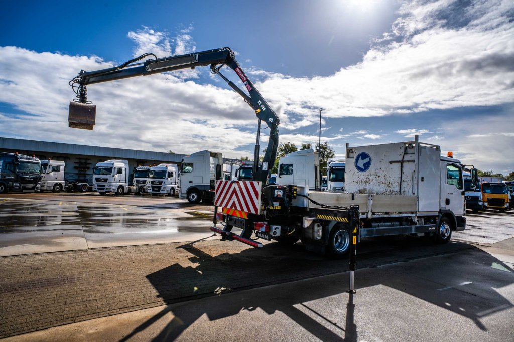 MAN TGL 12.190 BL + HIAB 055 D-1 HIDUO 2020 E64206 TGL 12.190 BL + HIAB 055 D-1 HIDUO 2020 1 image 4