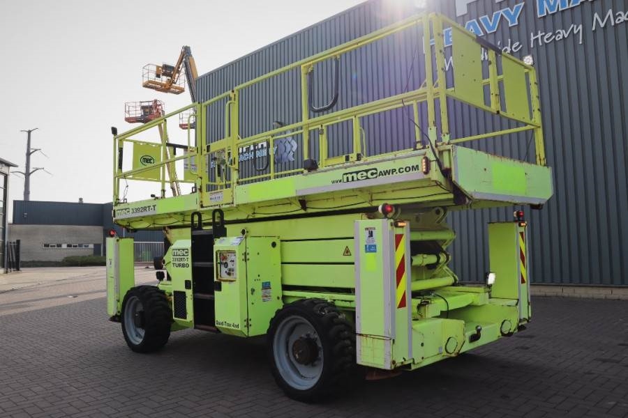 MEC 3392RT-T Diesel, 4x4 Drive, 12m Working Height, 12 2015 MEC - 3392RT-T - 61259 3392RT-T Diesel, 4x4 Drive, 12m Working...