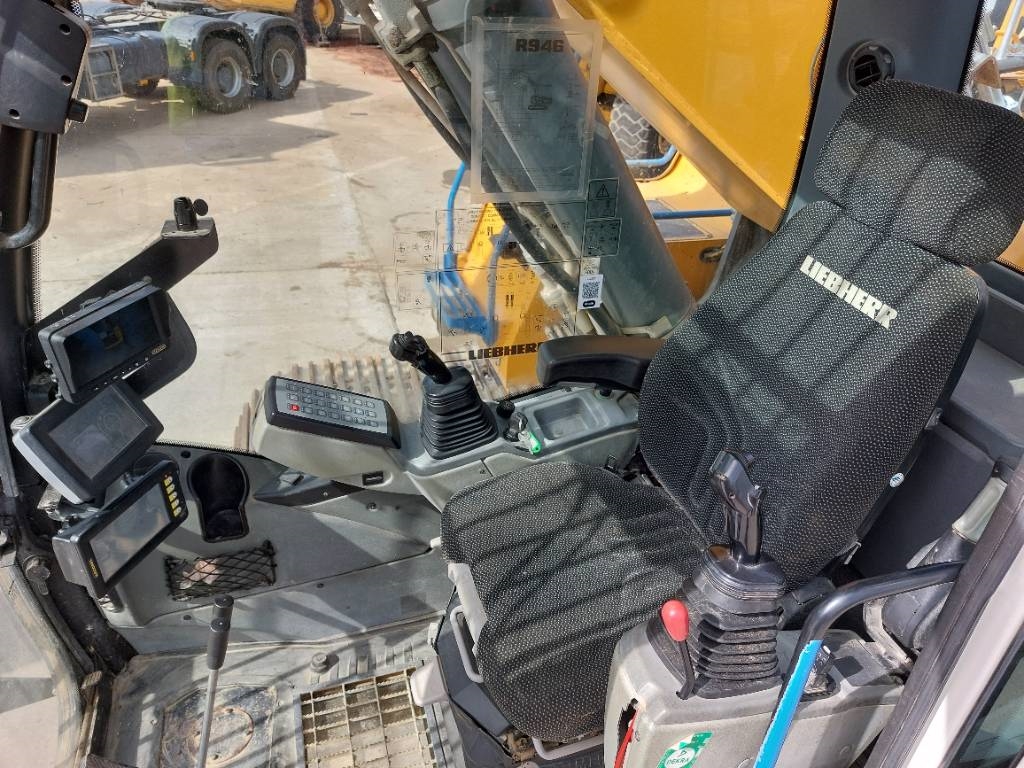 Liebherr R 946LC (Lifting Cab) 2018 ATR-2097 R 946LC (Lifting Cab) 2018 1 Crawler Excavators image 9