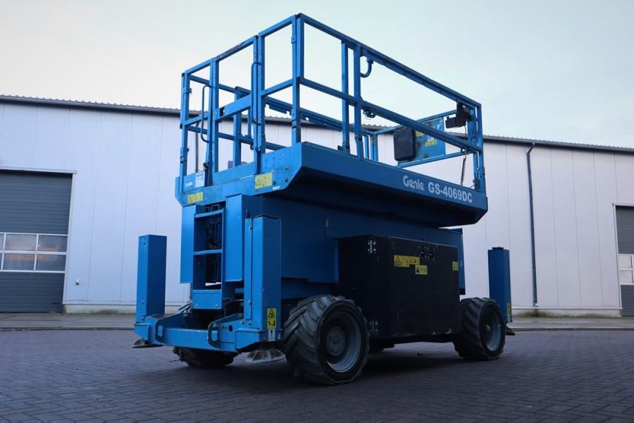 Genie GS4069 Electric, 14m Working Height, 363kg Capacit 2014 GENIE - GS4069 - 61980 GS4069 Electric, 14m Working Height, ...