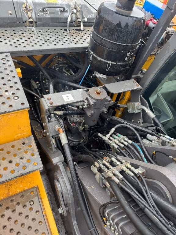 Volvo EC 300 EL 2018 5459 EC 300 EL 2018 1 Crawler Excavators image 15