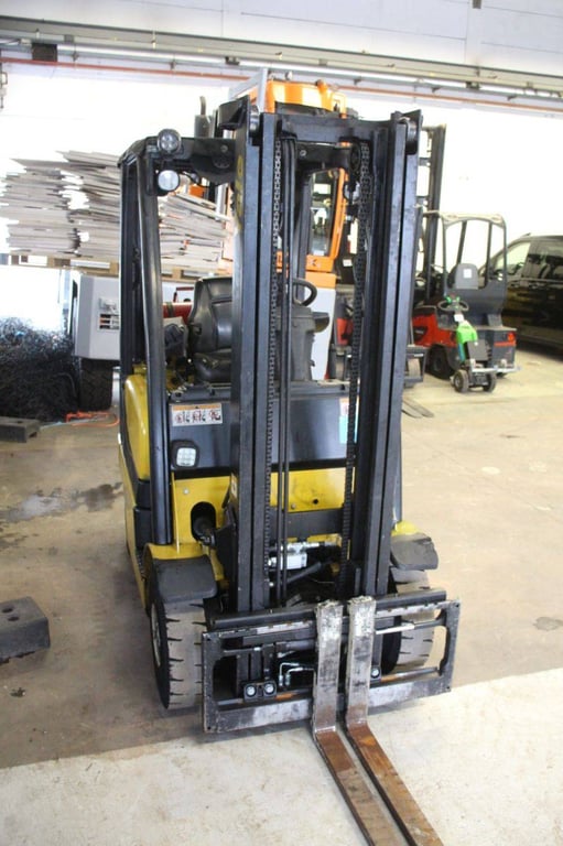 Forklift Yale GLP18VXV2175 LPG 1750kg 3.33m 2020 2020 GLP18VXV2175 2020 1 Forklift image 6