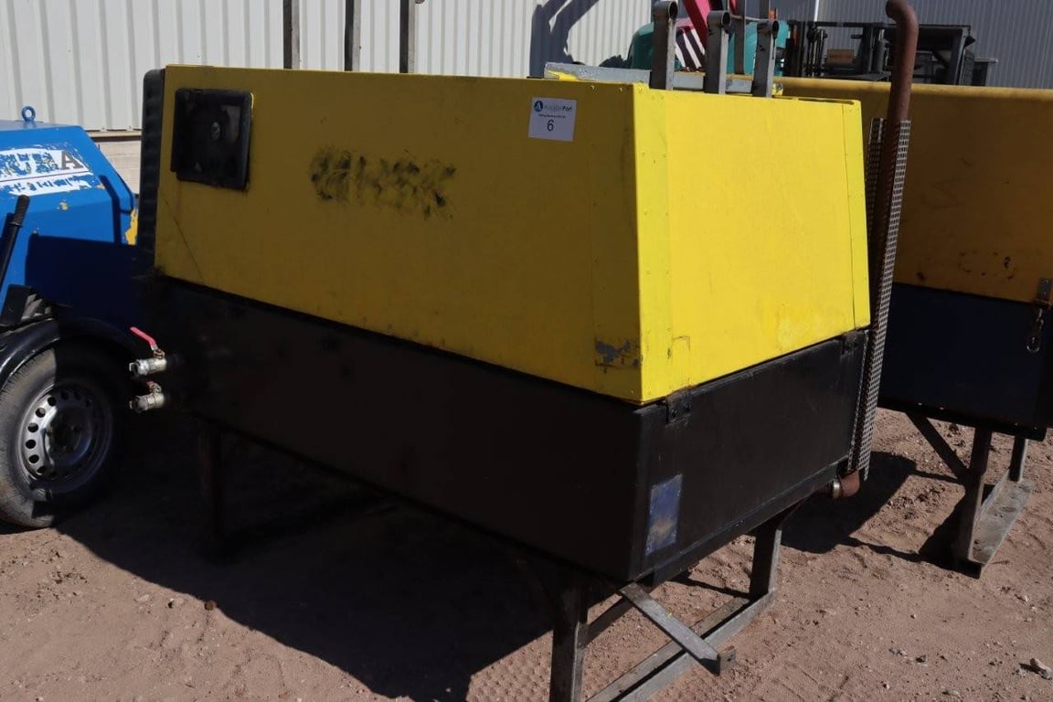 Compressor CompAir Diesel Compair 1 Compressors image 3