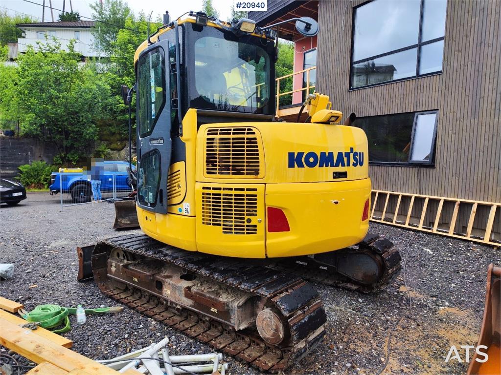 Komatsu PC78US-10 excavator with rototilt and 3 buckets. W 2017 20940 PC78US-10 excavator with rototilt and 3 buckets. W 2...