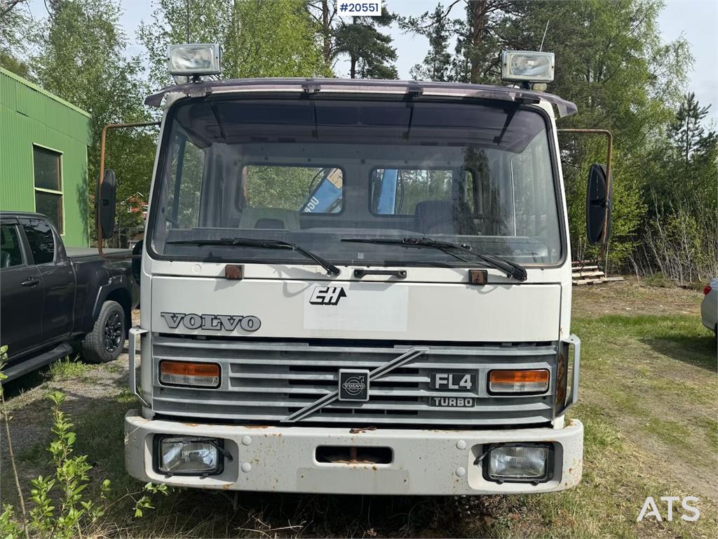 Volvo FL4 Flatbed Truck with HMF Crane – Sold as a Repai 1987 20551 FL4 Flatbed Truck with HMF Crane – Sold as a Repai 198...