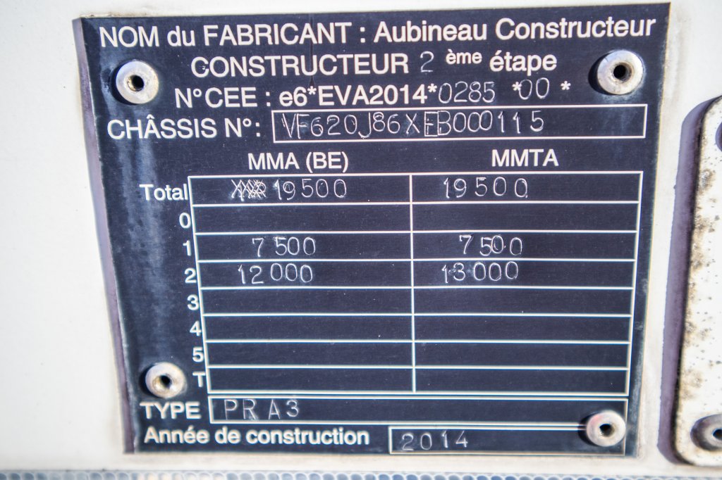 RENAULT D 330 -CARRIER SUPRA 850-Vlees/Meat/Viande/Fleisch 2014 E59253 Renault D 330 -CARRIER SUPRA 850-Vlees/Meat/Viande/...