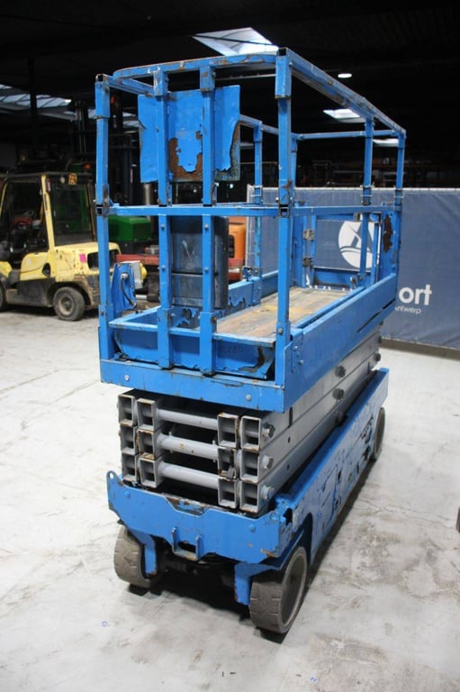 Scissor Lift Genie Electric 9.8m 1 Scissor Lifts image 5