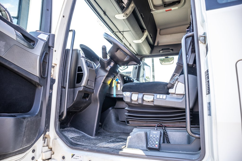 MAN TGX 18.480 XLX BLS+INTARDER 2015 E59990 TGX 18.480 XLX BLS+INTARDER 2015 1 image 7