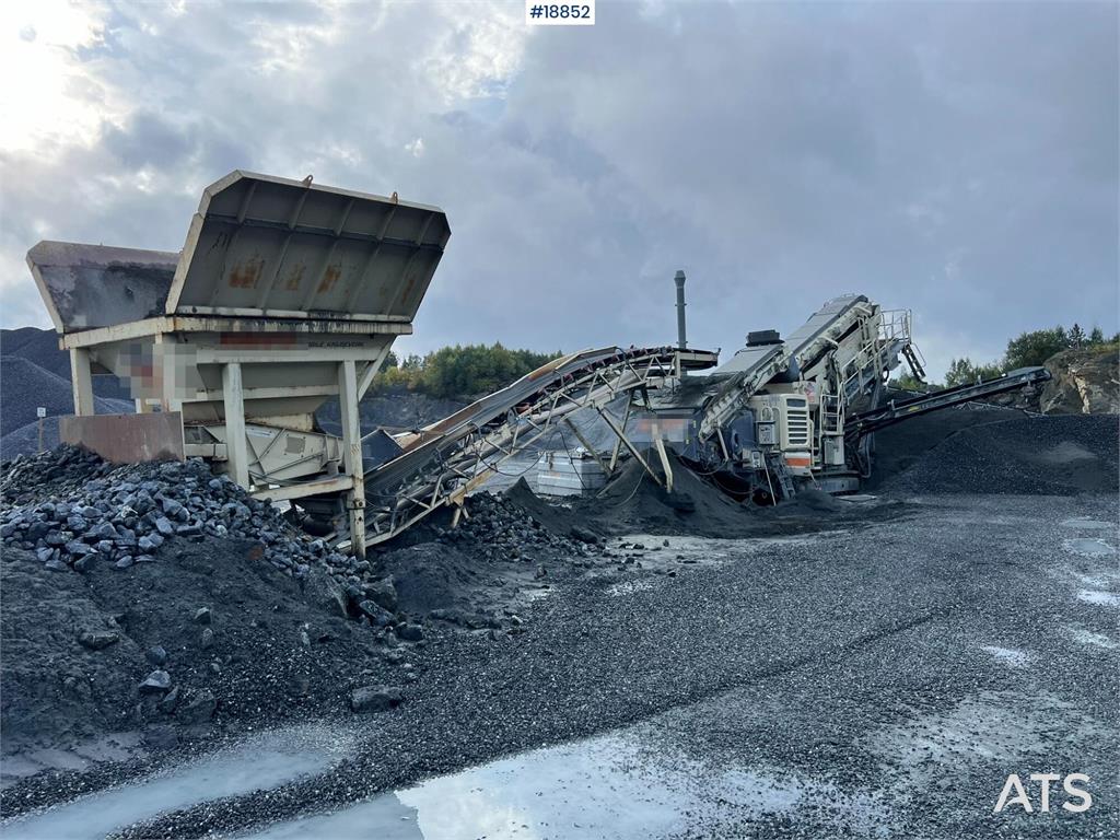 Metso Lokotrack LT220D crusher w/ screen, box and belt 2019 18852 Lokotrack LT220D crusher w/ screen, box and belt 2019 1 ...