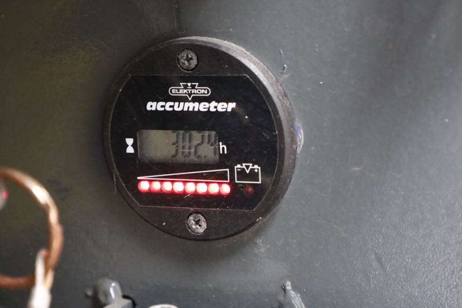 Holland Lift Ecostar HL-7814 Electric, 10m Working Height, 450k 2015 HOLLAND LIFT - Ecostar HL-7814 - 63504 Holland lift E...
