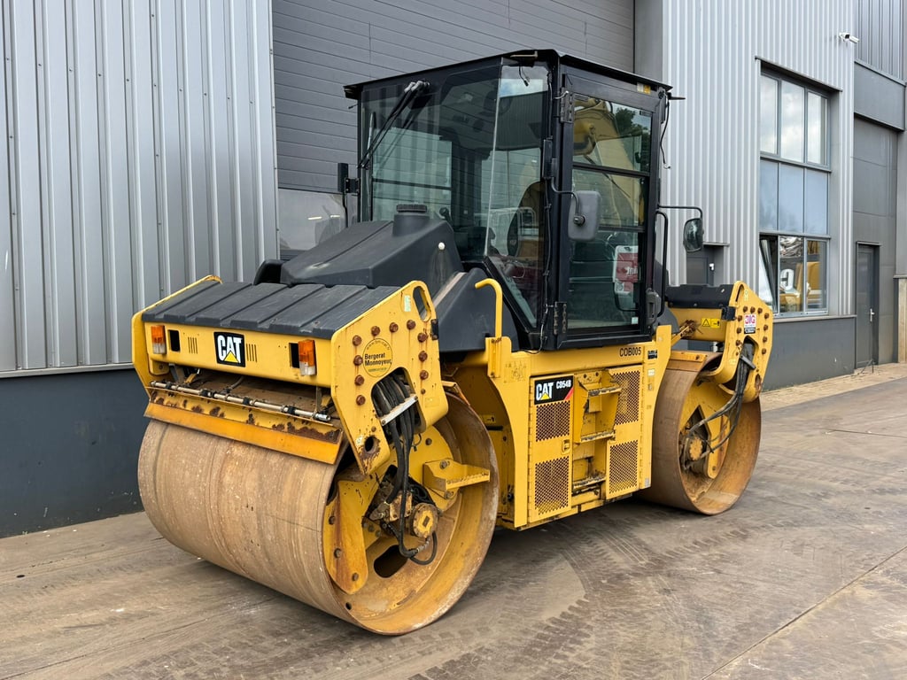 Caterpillar CD54B 2015 00033516 CD54B 2015 1 image 2