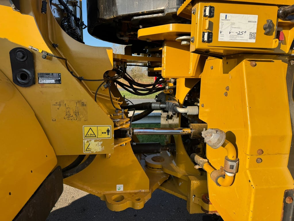 Caterpillar 972M XE High Lift 2021 00033220 972M XE High Lift 2021 1 image 15