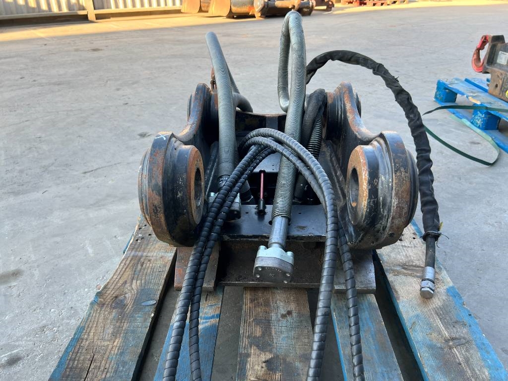 OilQuick OQ65 - M314F / M316F / M318F 2018 907477 OilQuick OQ65 - M314F / M316F / M318F 2018 1 image 5