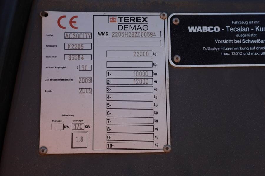 Demag AC30 City Diesel, 4x4x4 Drive, 30t Capacity, 25m M 2009 DEMAG - AC30 City - 63436 AC30 City Diesel, 4x4x4 Drive, 30t...