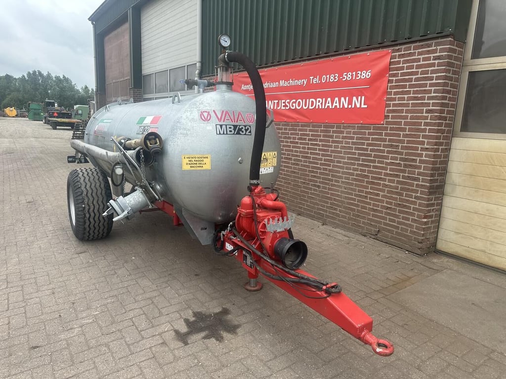 Waterwagen MB32 - Gebruikt 2023 12436 Waterwagen MB32 - Gebruikt 2023 1 image 2